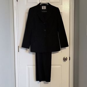 Collections for Le Suit ladies pant suit